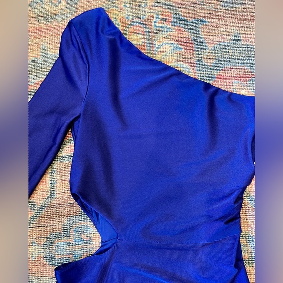 Gauge81 Namoul One-Shoulder Minidress - Picture 6 of 7